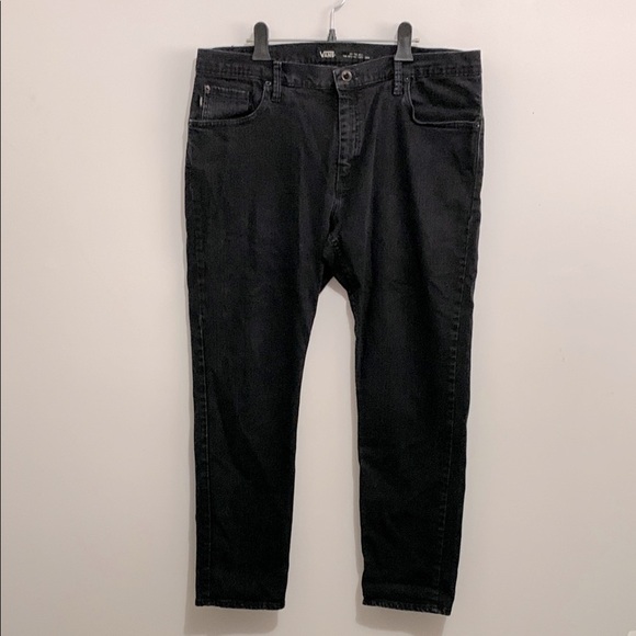 ❤️Vans men’s Black off the wall Slim Jeans Classic Style size 36*30 - Picture 1 of 4
